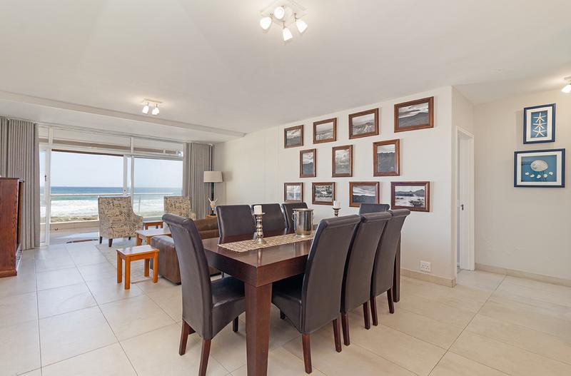 To Let 2 Bedroom Property for Rent in Dolphin Beach Western Cape